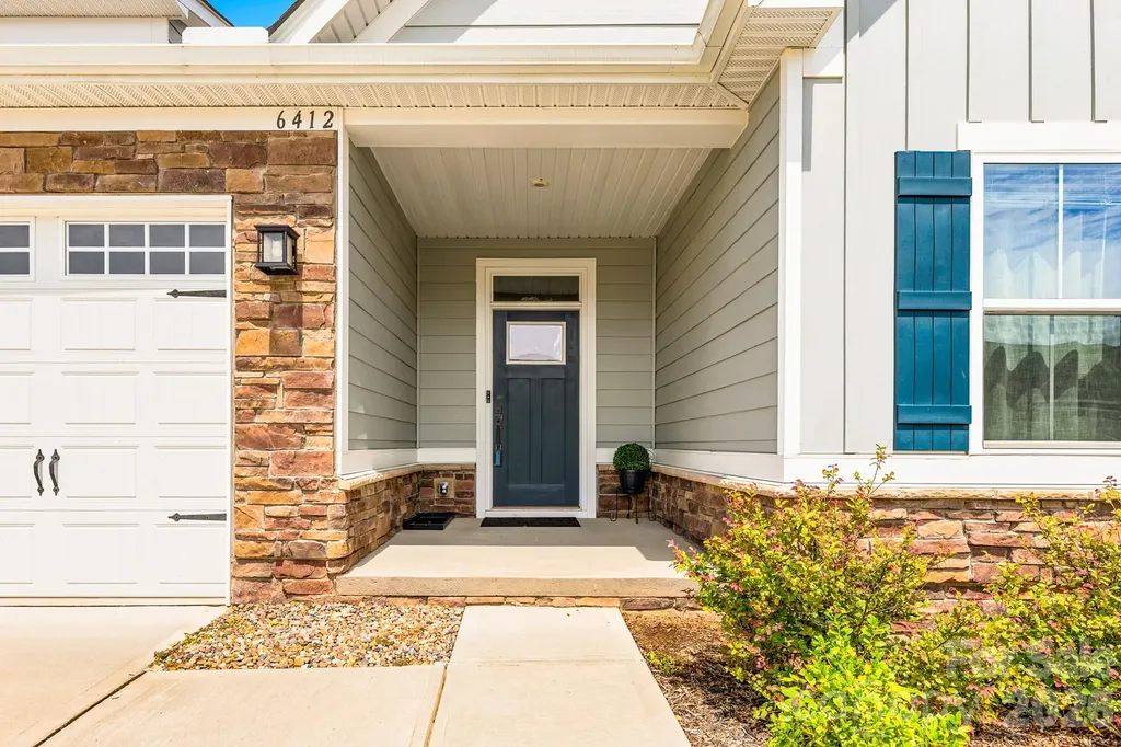 6412 Cambridge Drive Harrisburg NC 28075