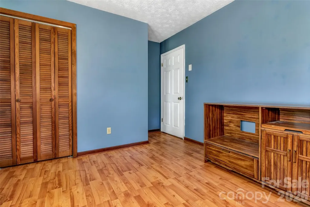 38 Chadwick Wade Drive Asheville NC 28804