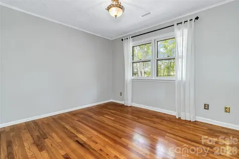 38 Chadwick Wade Drive Asheville NC 28804