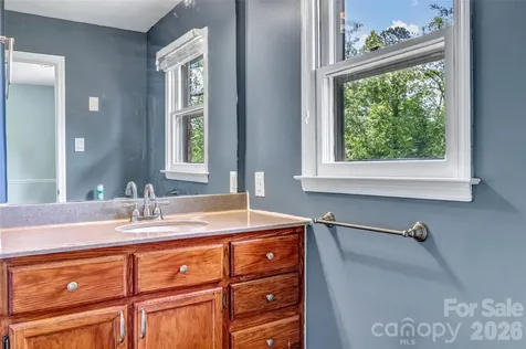 38 Chadwick Wade Drive Asheville NC 28804