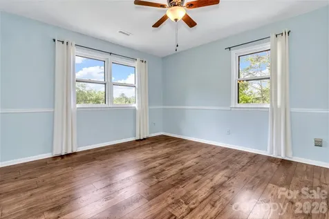 38 Chadwick Wade Drive Asheville NC 28804