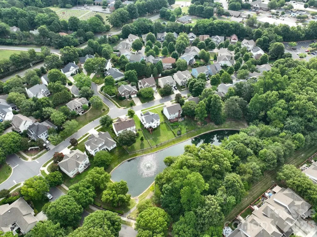 18027 Northport Drive Cornelius NC 28031
