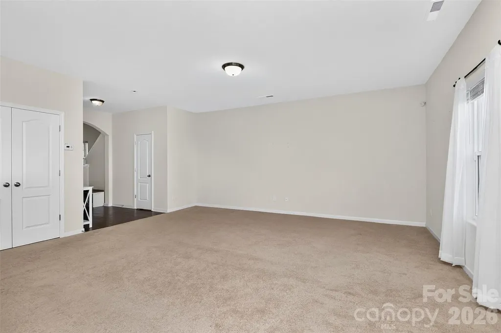 7803 Paper Birch Drive Charlotte NC 28215