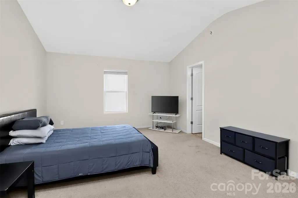 7803 Paper Birch Drive Charlotte NC 28215