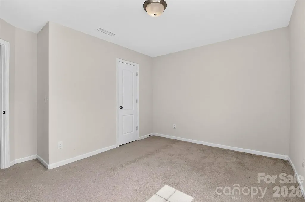 7803 Paper Birch Drive Charlotte NC 28215