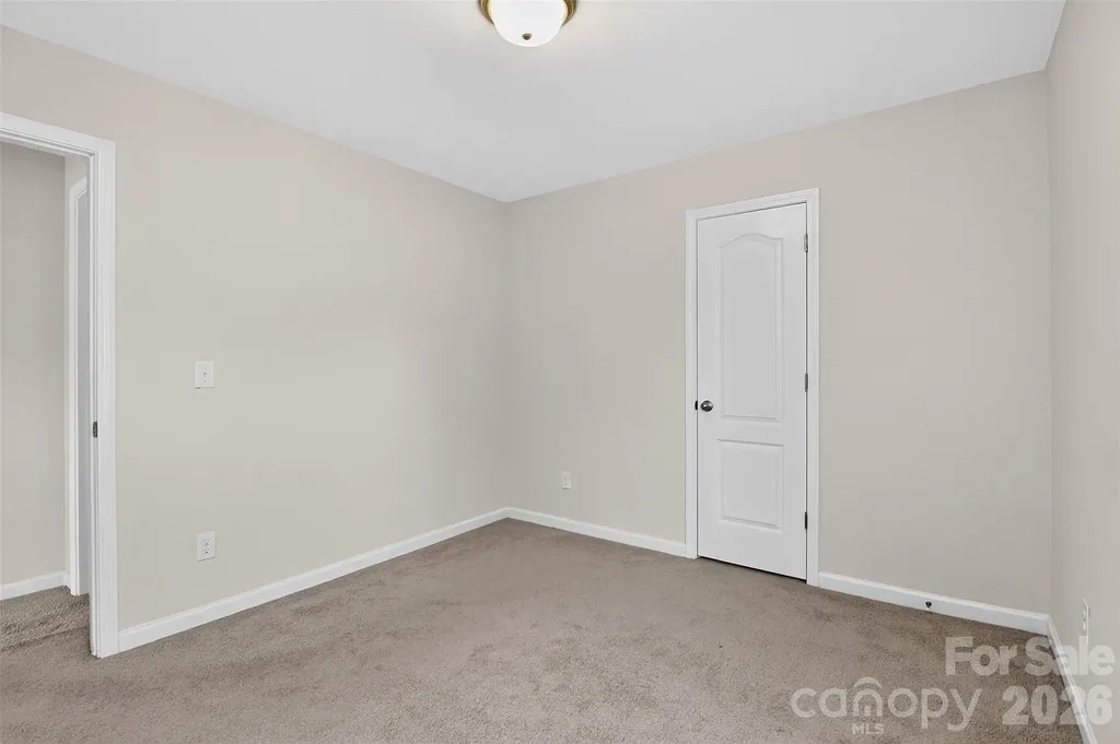 7803 Paper Birch Drive Charlotte NC 28215