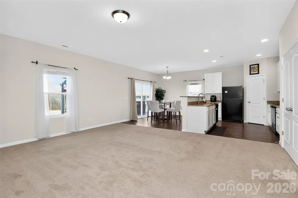 7803 Paper Birch Drive Charlotte NC 28215