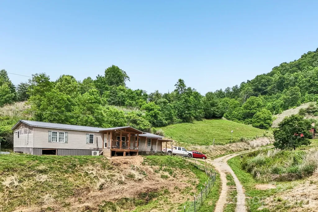 400 Morgan Branch Road Marshall NC 28753