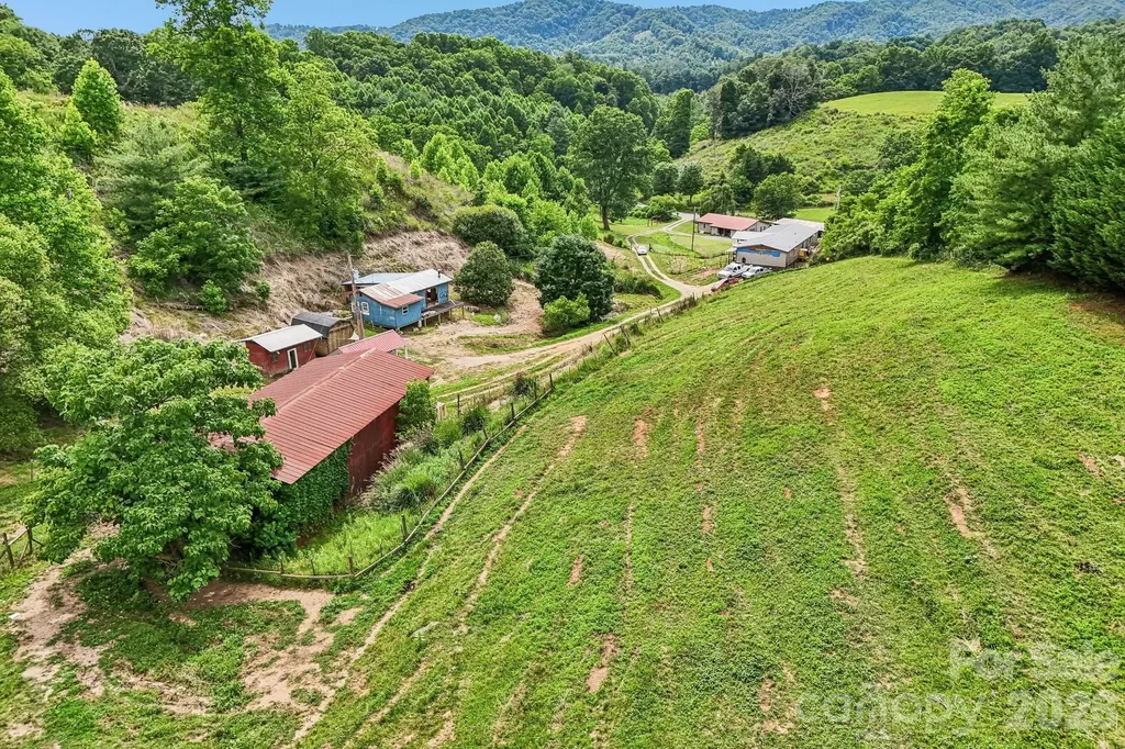 400 Morgan Branch Road Marshall NC 28753