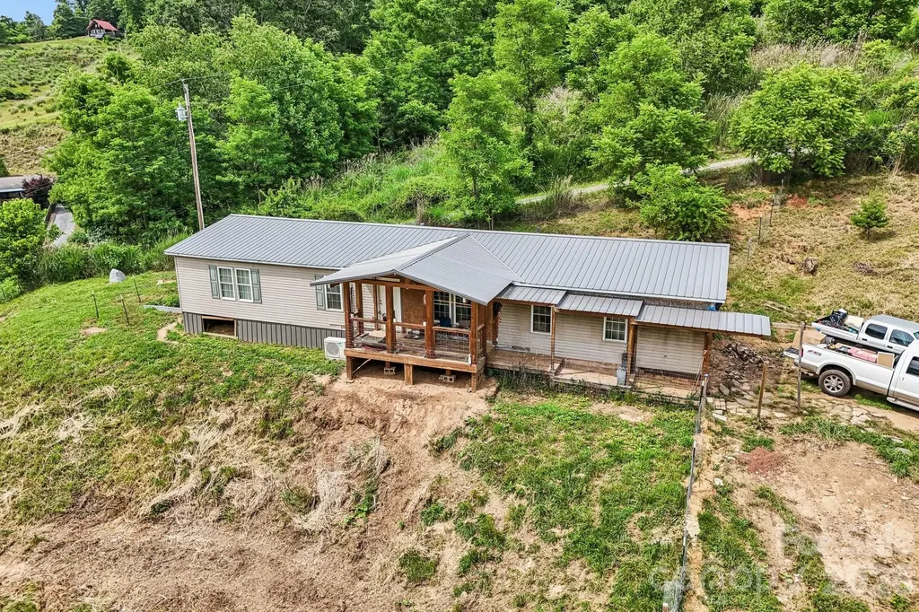 400 Morgan Branch Road Marshall NC 28753
