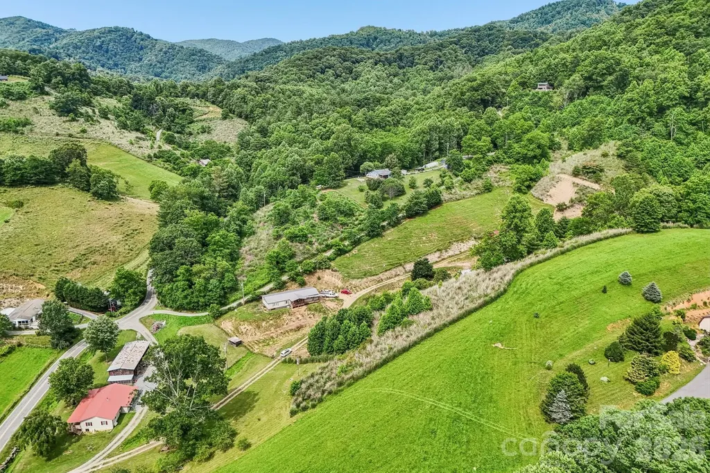 400 Morgan Branch Road Marshall NC 28753
