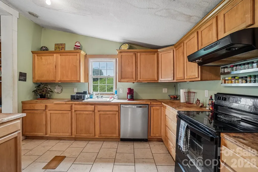 400 Morgan Branch Road Marshall NC 28753