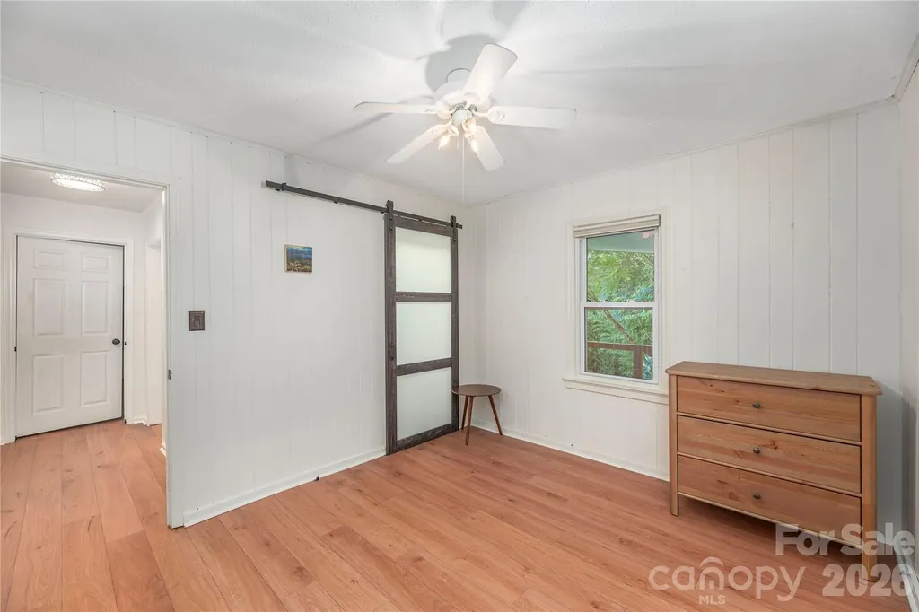 37 Wilmington Street Asheville NC 28806