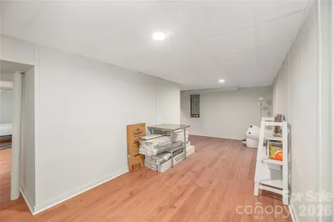 37 Wilmington Street Asheville NC 28806