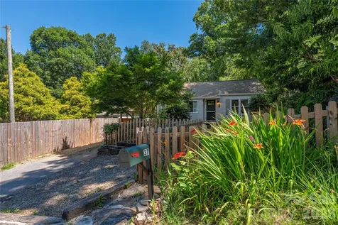 37 Wilmington Street Asheville NC 28806