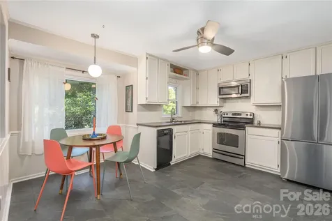 37 Wilmington Street Asheville NC 28806