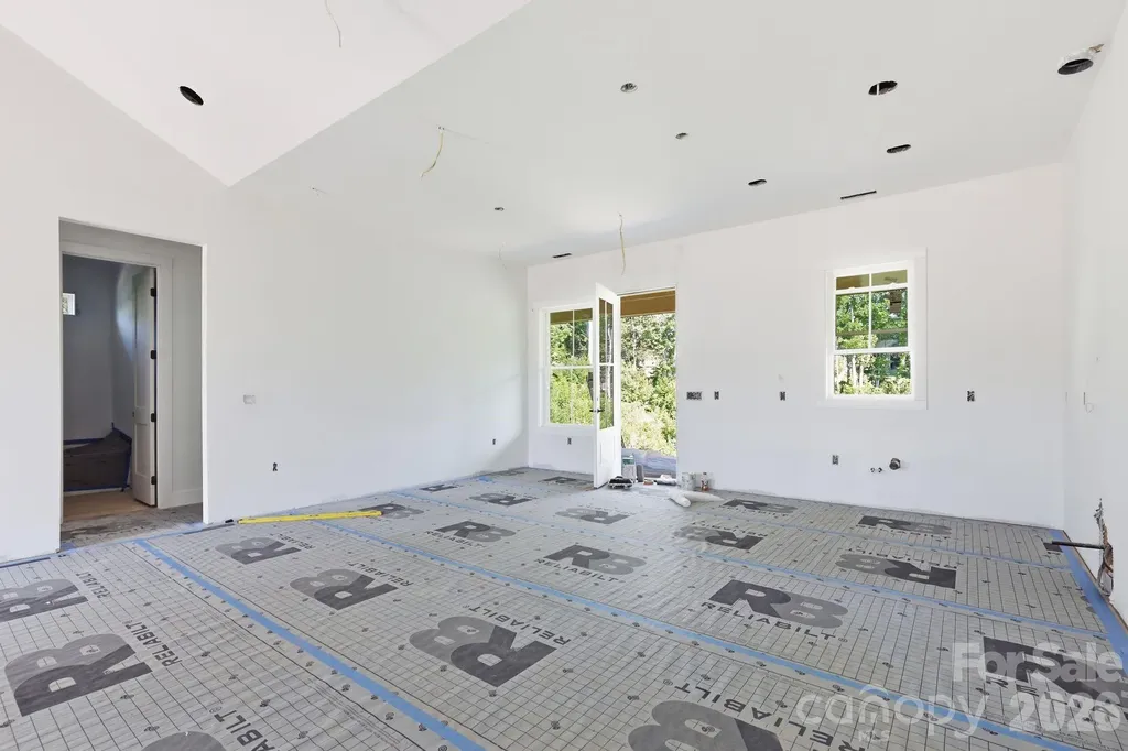 5762 Jeremiah Court Hickory NC 28601