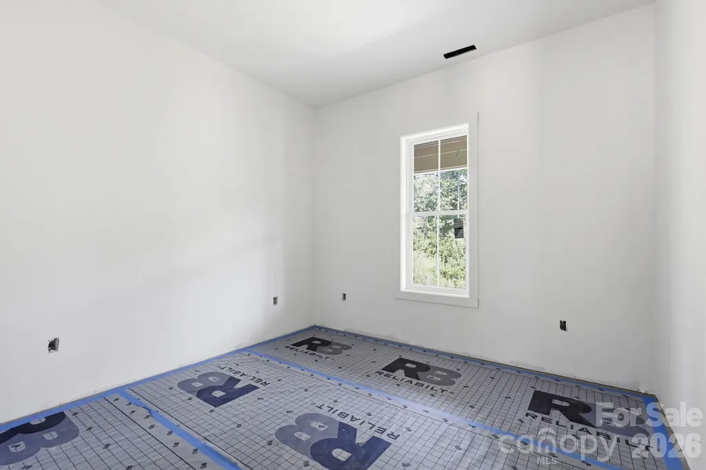 5762 Jeremiah Court Hickory NC 28601