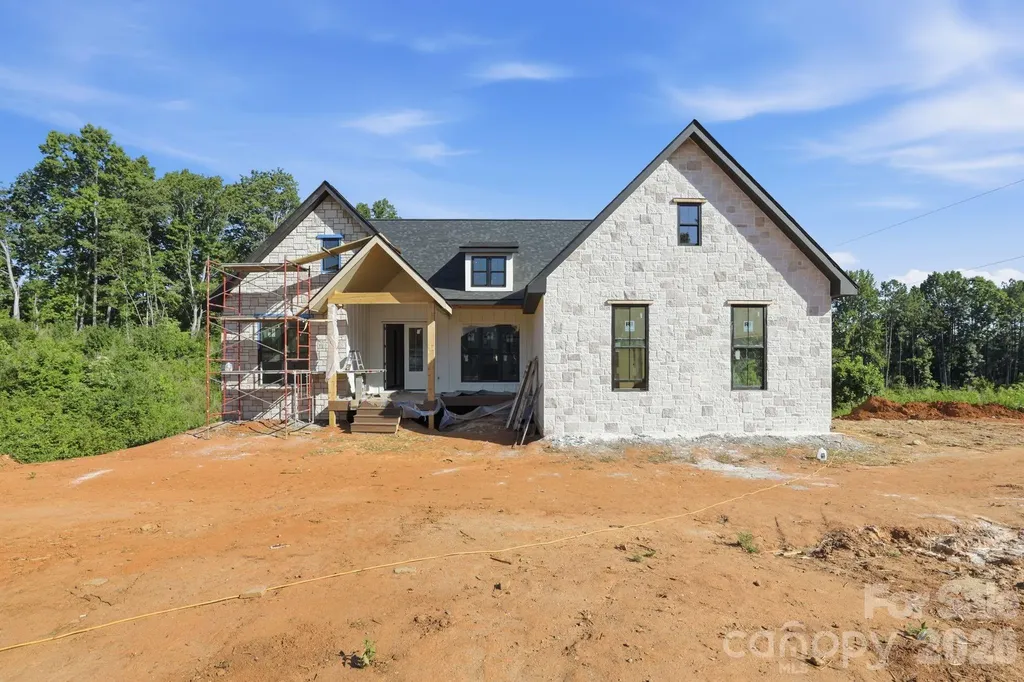 5762 Jeremiah Court Hickory NC 28601