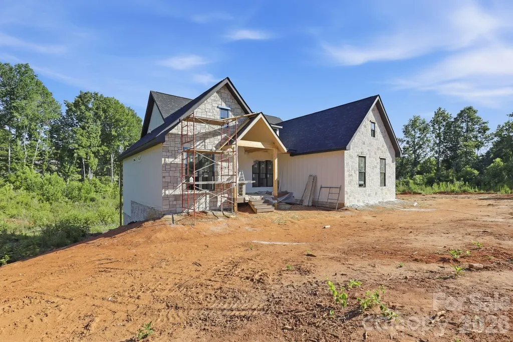 5762 Jeremiah Court Hickory NC 28601
