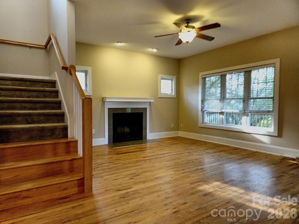17 Lamar Avenue Asheville NC 28803