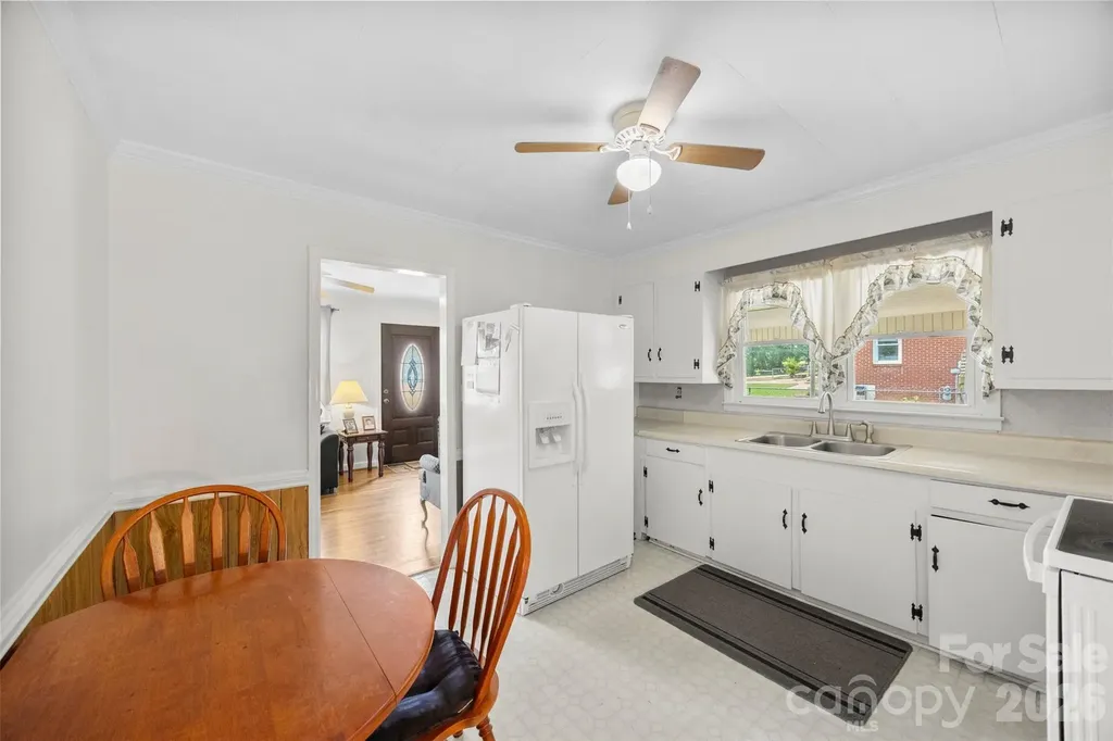 644 Dallas Spencer Mountain Road Dallas NC 28034