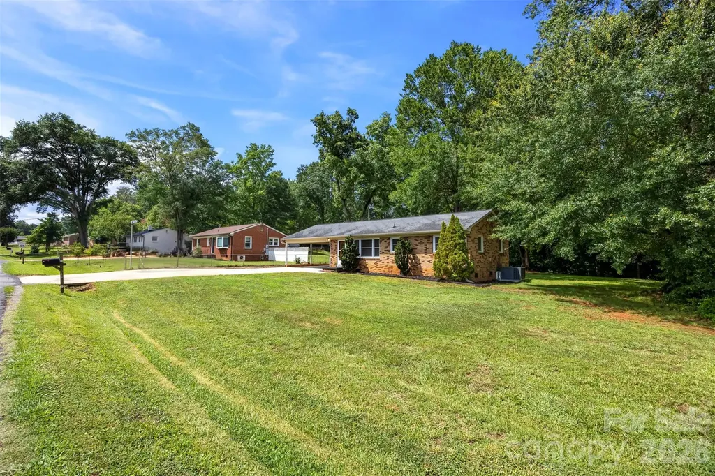 644 Dallas Spencer Mountain Road Dallas NC 28034