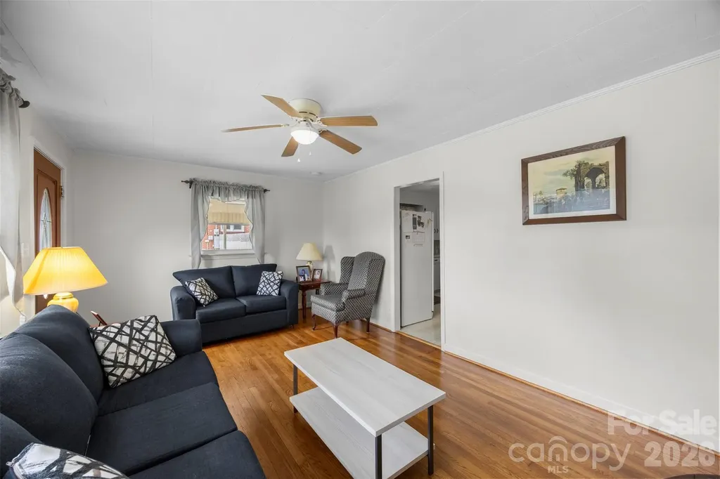 644 Dallas Spencer Mountain Road Dallas NC 28034