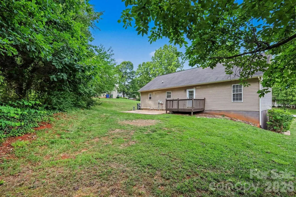 1607 Indian Springs Drive NW Conover NC 28613