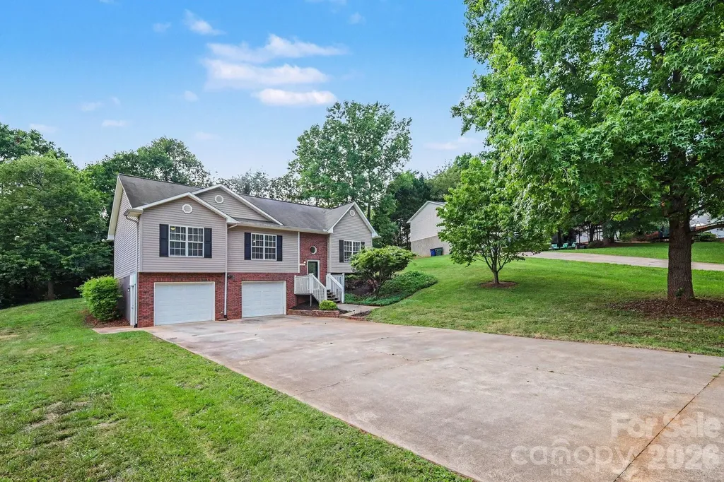 1607 Indian Springs Drive NW Conover NC 28613