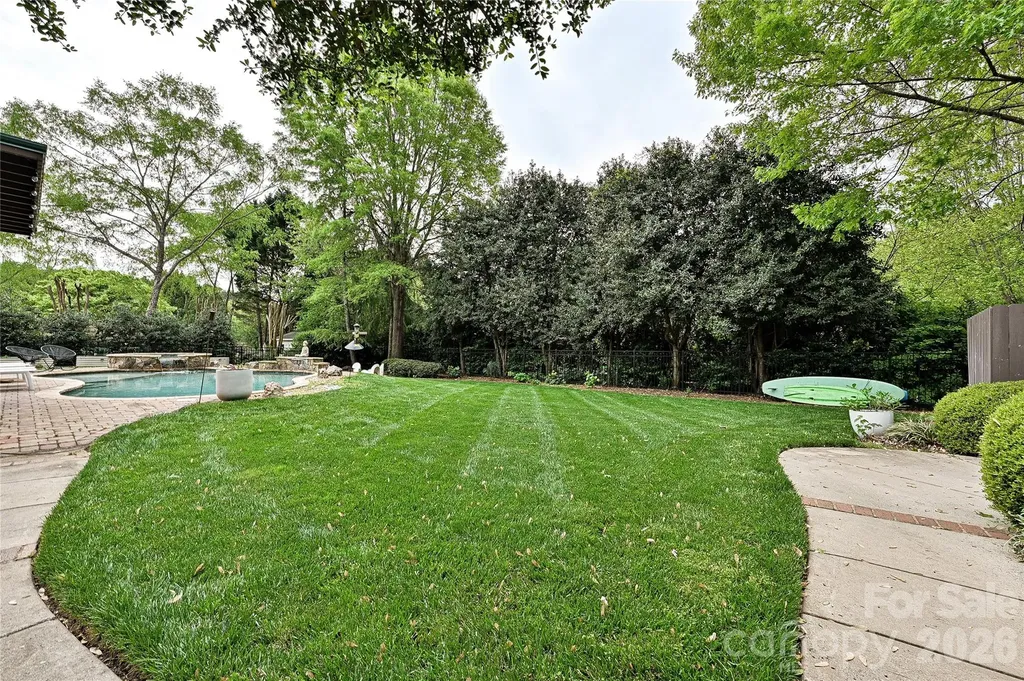 1126 Concord Road Davidson NC 28036