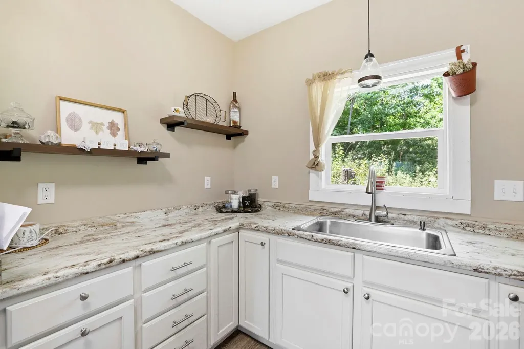 106 Thistle Field Drive Asheville NC 28806