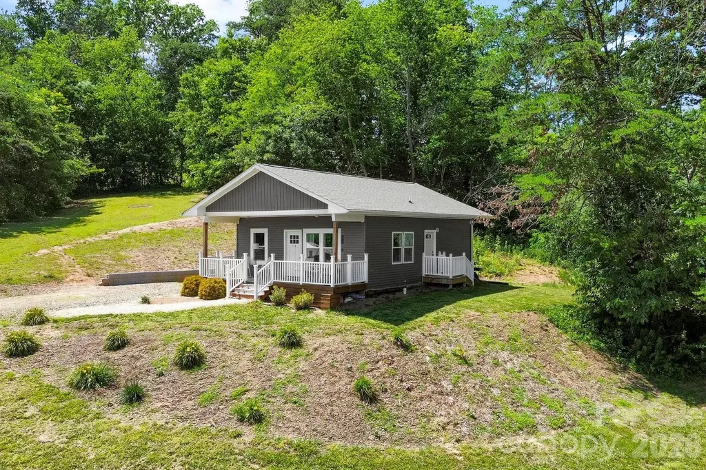 106 Thistle Field Drive Asheville NC 28806