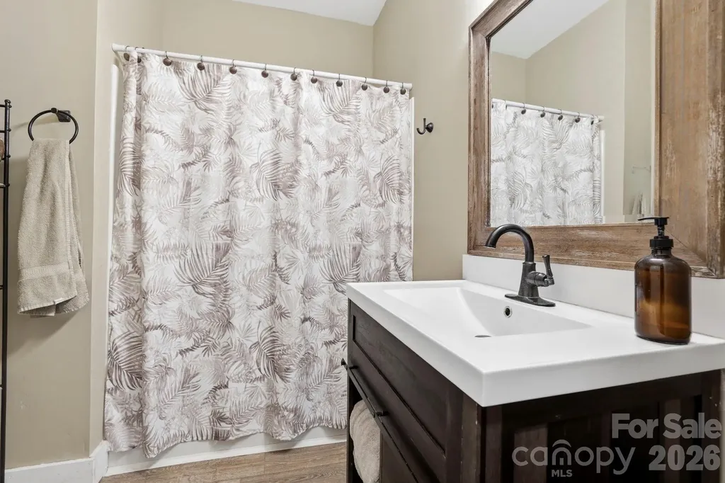 106 Thistle Field Drive Asheville NC 28806