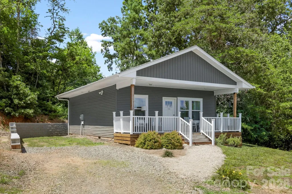 106 Thistle Field Drive Asheville NC 28806