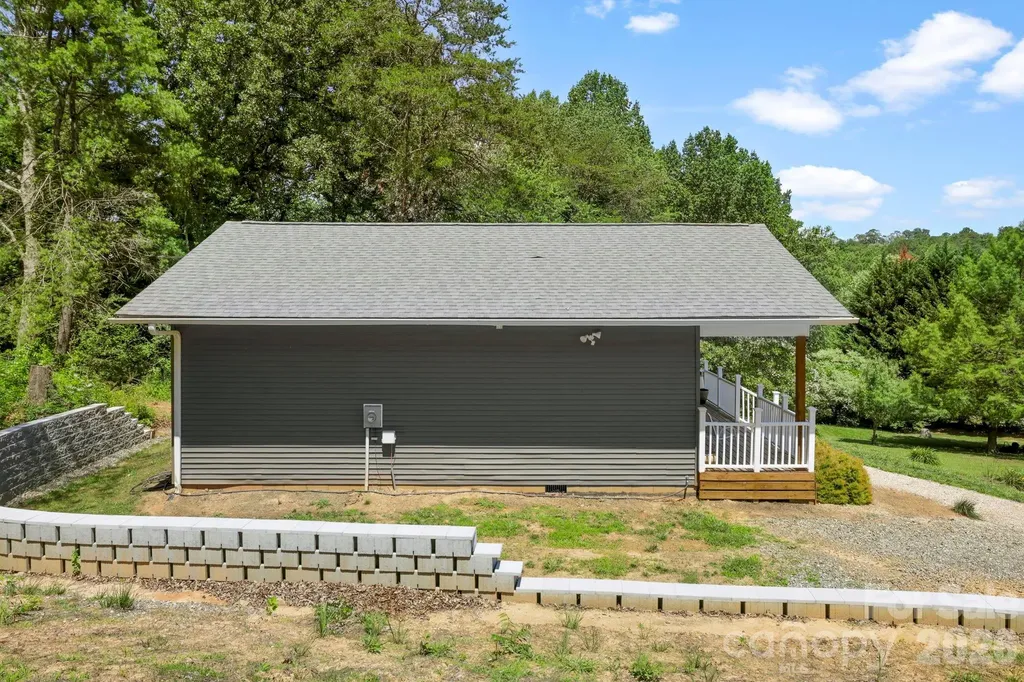 106 Thistle Field Drive Asheville NC 28806