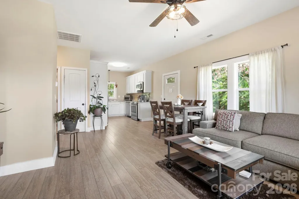 106 Thistle Field Drive Asheville NC 28806