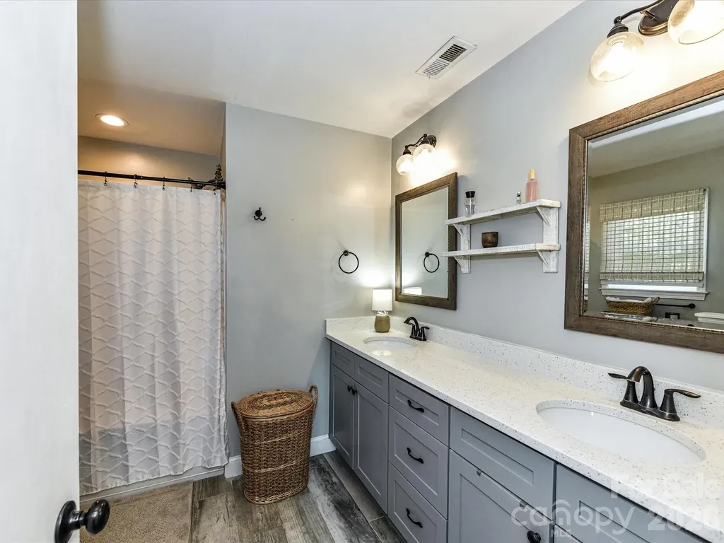 5710 Lander Benton Road Unionville NC 28110