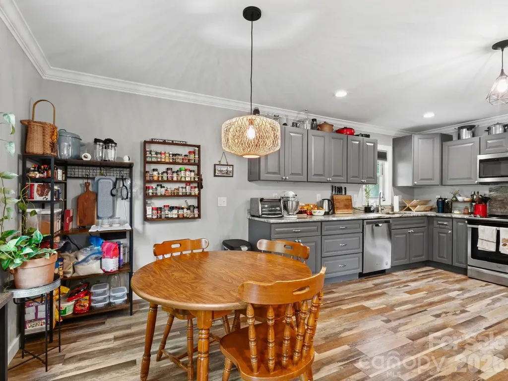 44 Old County Home Road Asheville NC 28806