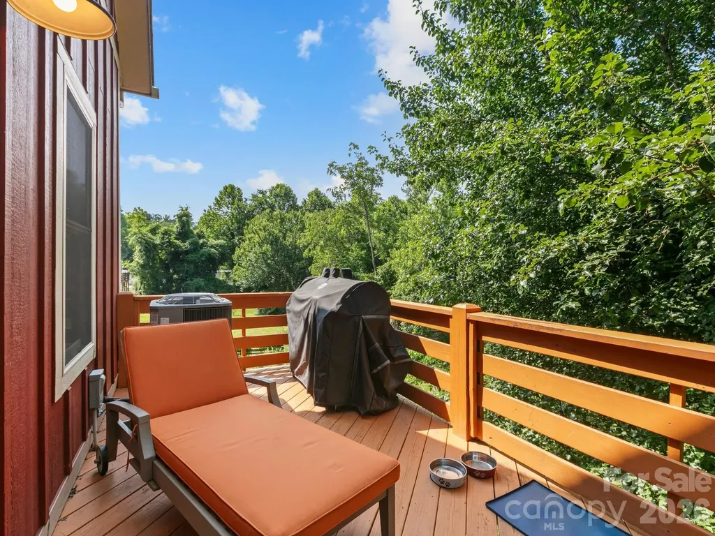 44 Old County Home Road Asheville NC 28806