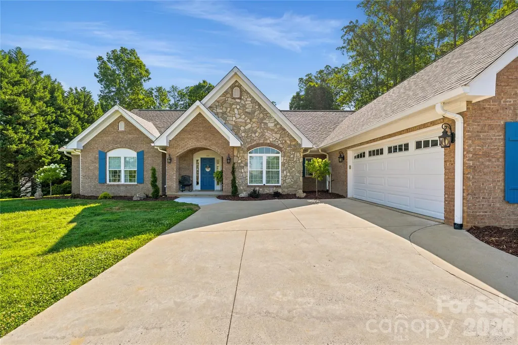 115 Country Club Drive Morganton NC 28655