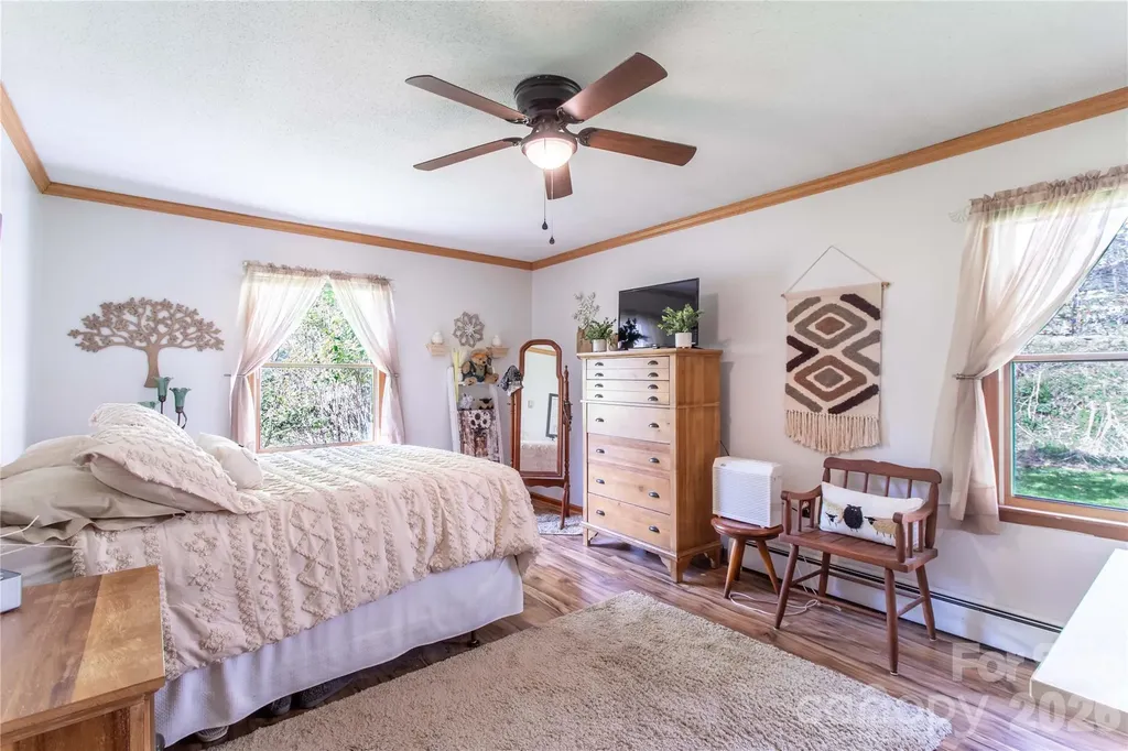 7835 Us 23 Highway Mars Hill NC 28754