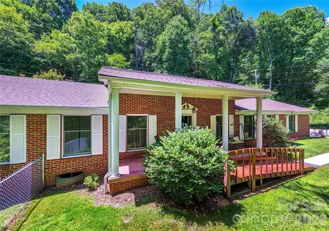 7835 Us 23 Highway Mars Hill NC 28754