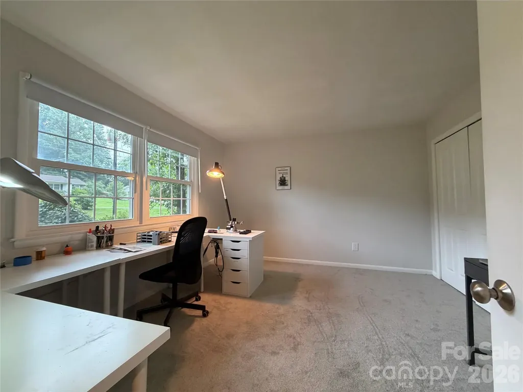 3755 21st Street NE Hickory NC 28601
