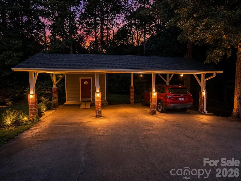 3755 21st Street NE Hickory NC 28601
