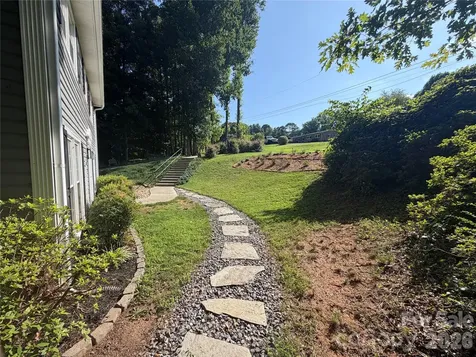 3755 21st Street NE Hickory NC 28601