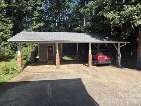 3755 21st Street NE Hickory NC 28601