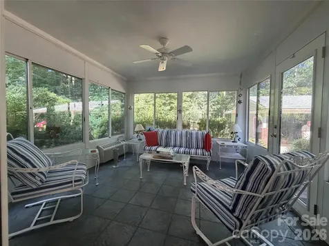 3755 21st Street NE Hickory NC 28601