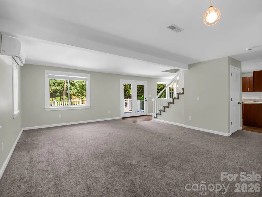 102 Little House Road Tryon NC 28782