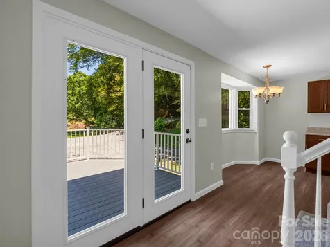 102 Little House Road Tryon NC 28782